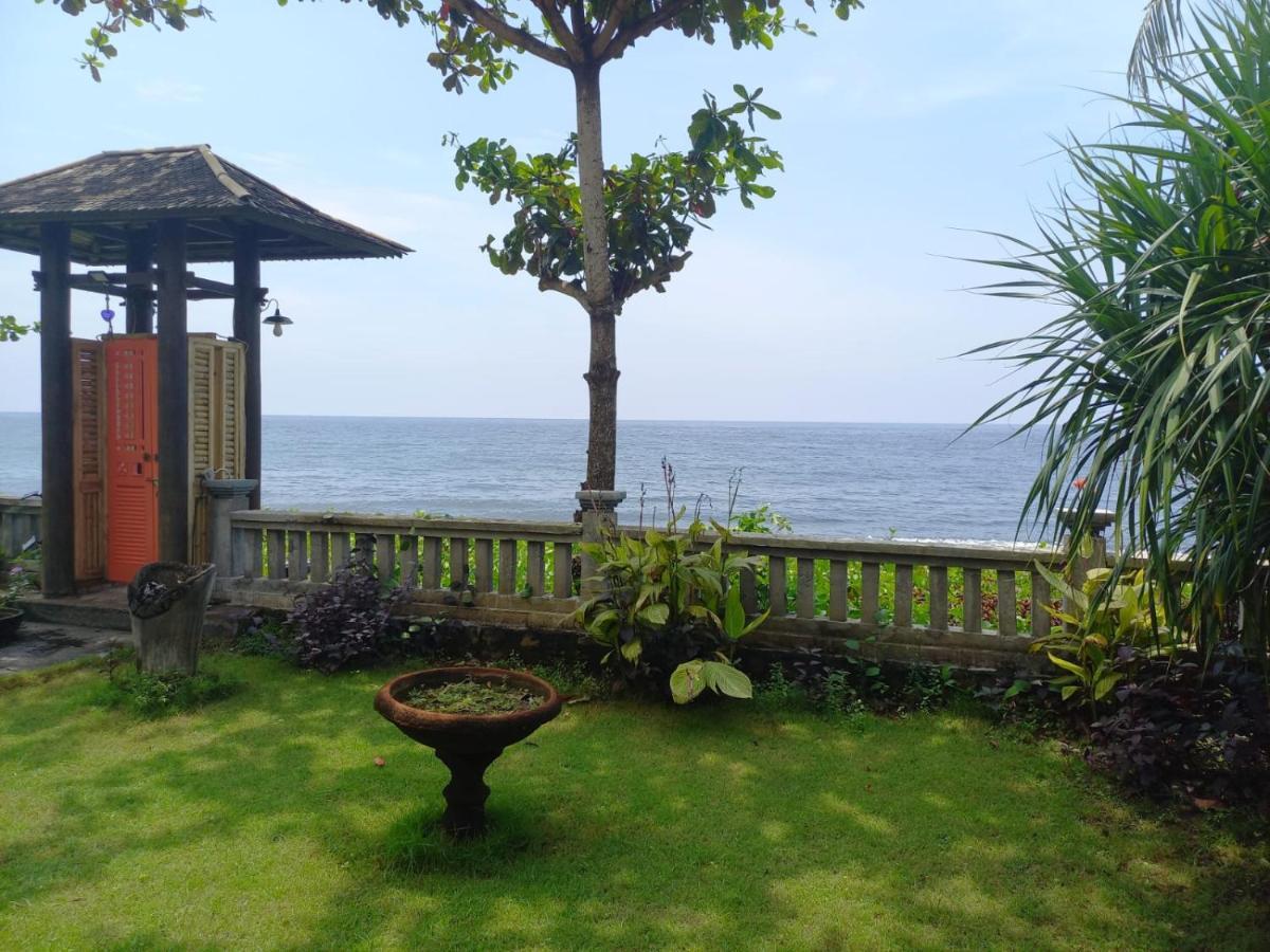 Bali North Beach B&B Tianyar Εξωτερικό φωτογραφία