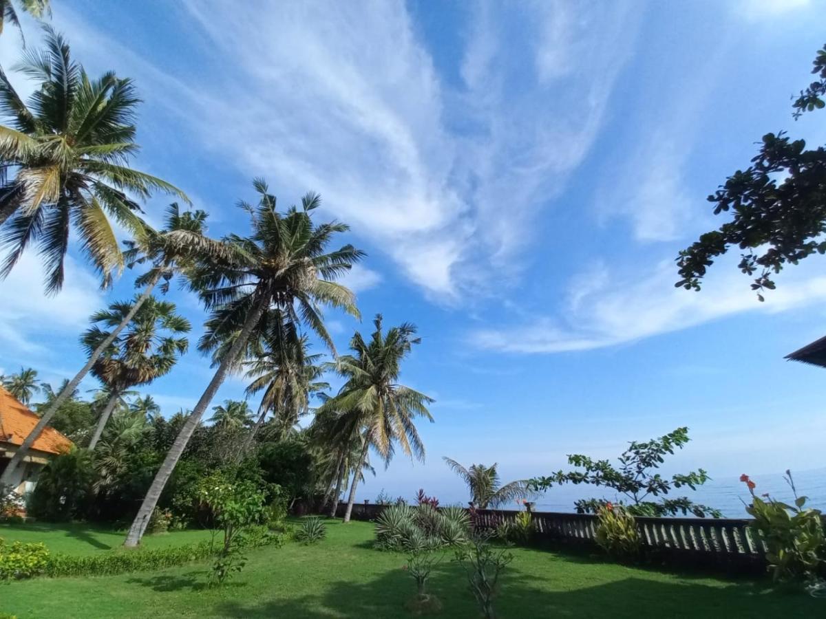 Bali North Beach B&B Tianyar Εξωτερικό φωτογραφία