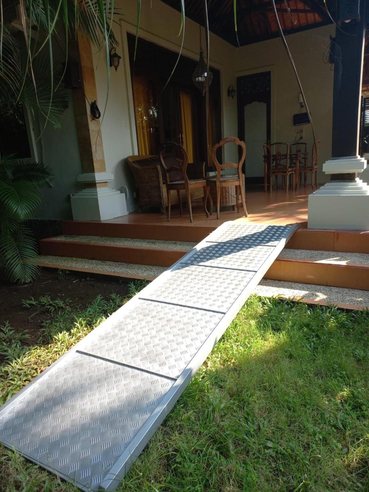 Bali North Beach B&B Tianyar Εξωτερικό φωτογραφία