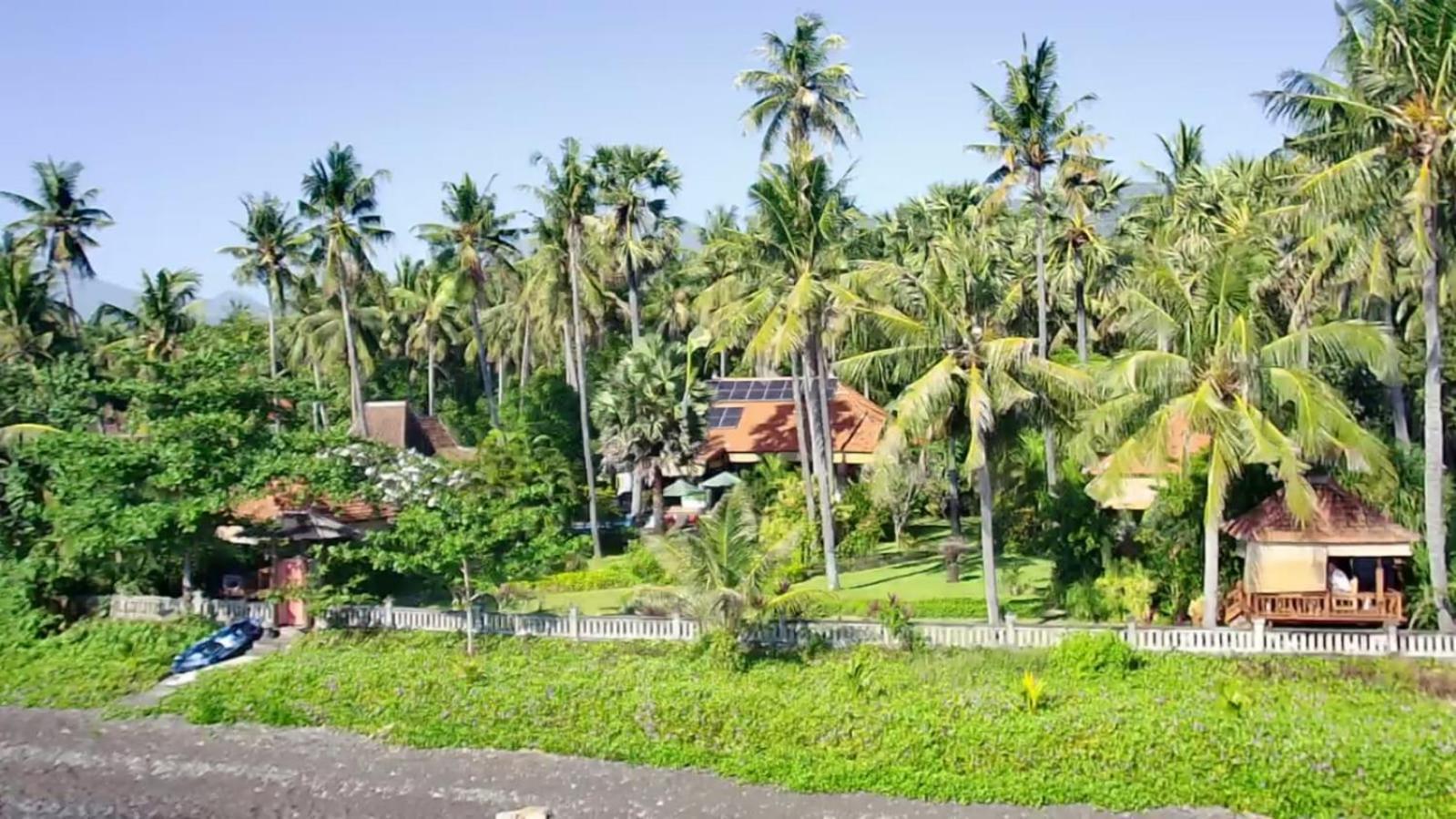 Bali North Beach B&B Tianyar Εξωτερικό φωτογραφία